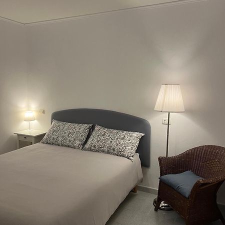 Villa Il Glicine - Monolocale A Due Passi Dal Centro Urbino Esterno foto